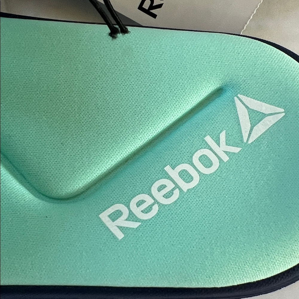 New Reebok Memory Foam Slides - Picture 5 of 5
